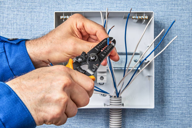 Best Commercial Electrical Services  in Rio Pinar, FL